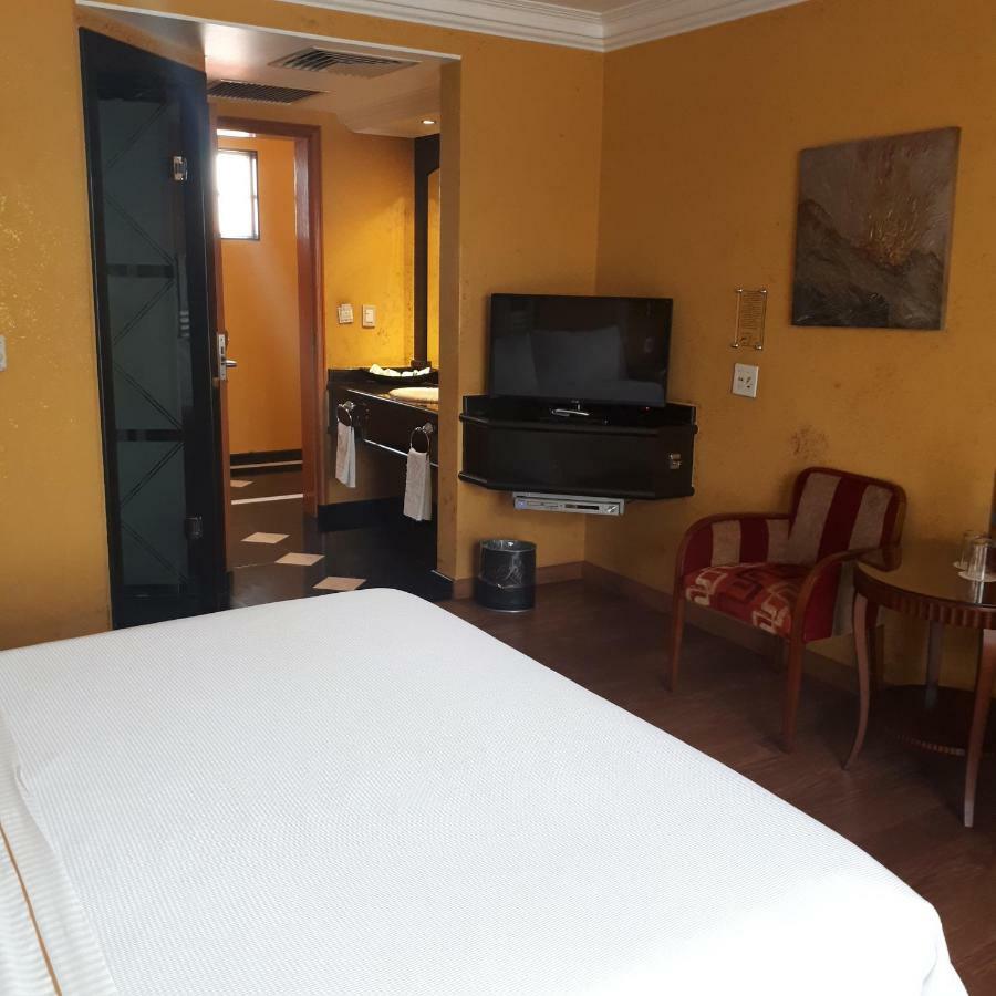 Villas Princess Hotel メキシコシティ エクステリア 写真